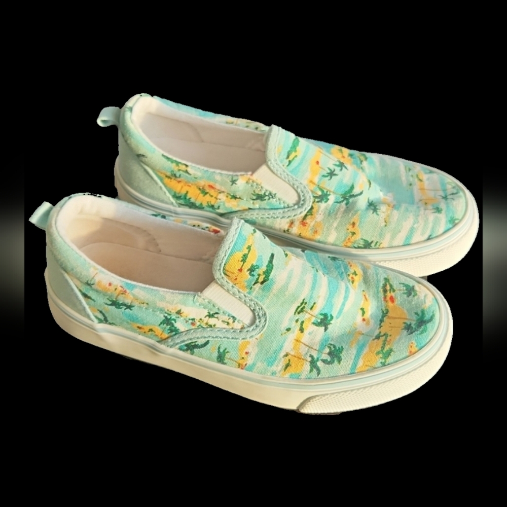 Old navy slip on paradise wash flats beach cool kids shoes size 13